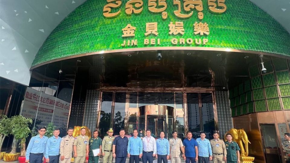 ចាប់បញ្ជូនឧក្រិដ្ឋជនឈ្មោះ​ថា លីវ រ៉េ​ន (Liu Ren ) ​ប្រធានក្រុមហ៊ុន​កាស៊ីណូ Jinbei Group ដ៏​ធំ​មួយ​នៅ​ខេត្ត​ព្រះ​សីហ​នុ ជា​សមាជិក​សំខាន់​ម្នាក់​នៃ​ក្រុម​ឧក្រិដ្ឋជន​​ដឹកនាំ​ដោយ​លោក ចេ​ន ហ្ស៊ី (Chen Zhi )